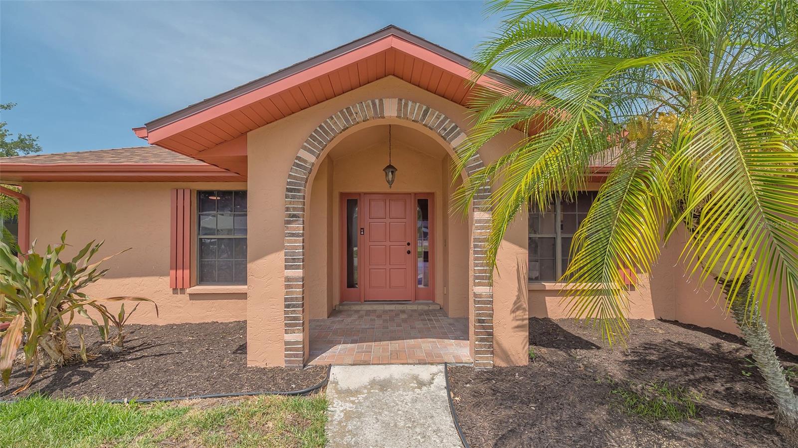 Image 2 of 35 For 5004 32nd Street E