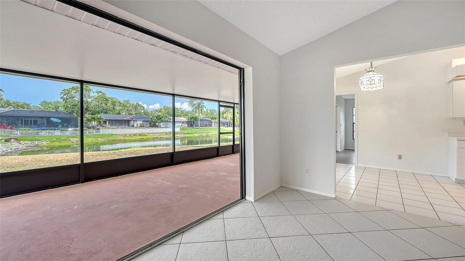Image 22 of 35 For 5004 32nd Street E