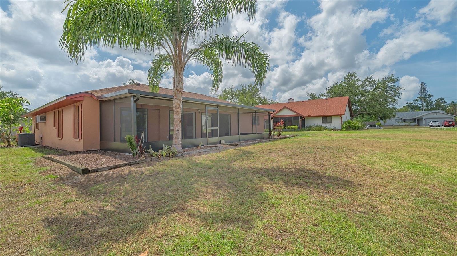 Image 32 of 35 For 5004 32nd Street E