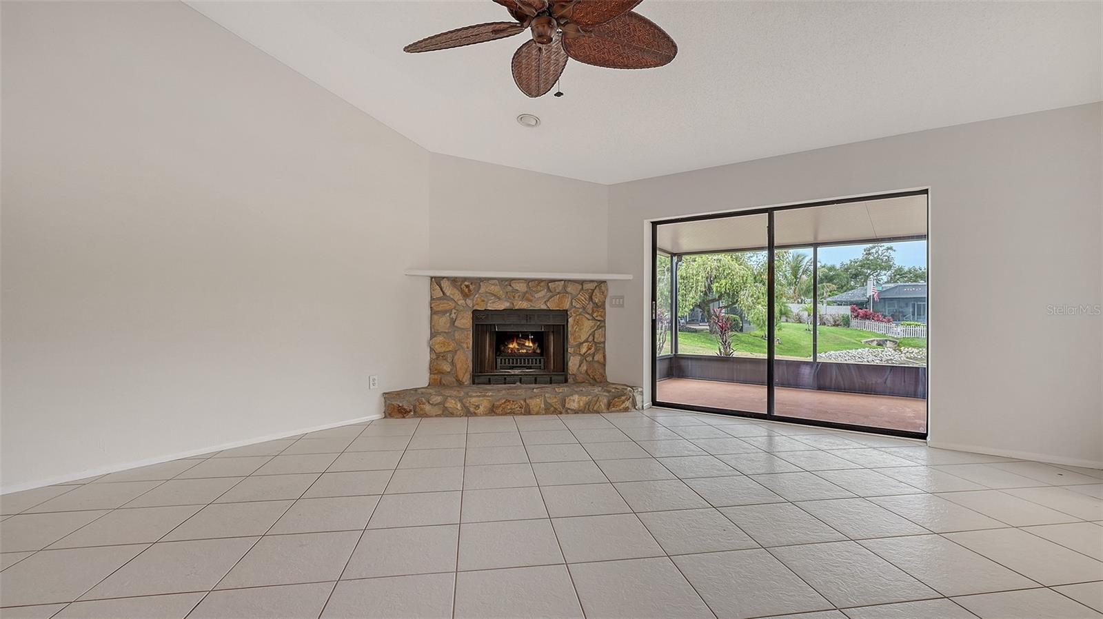 Image 5 of 35 For 5004 32nd Street E