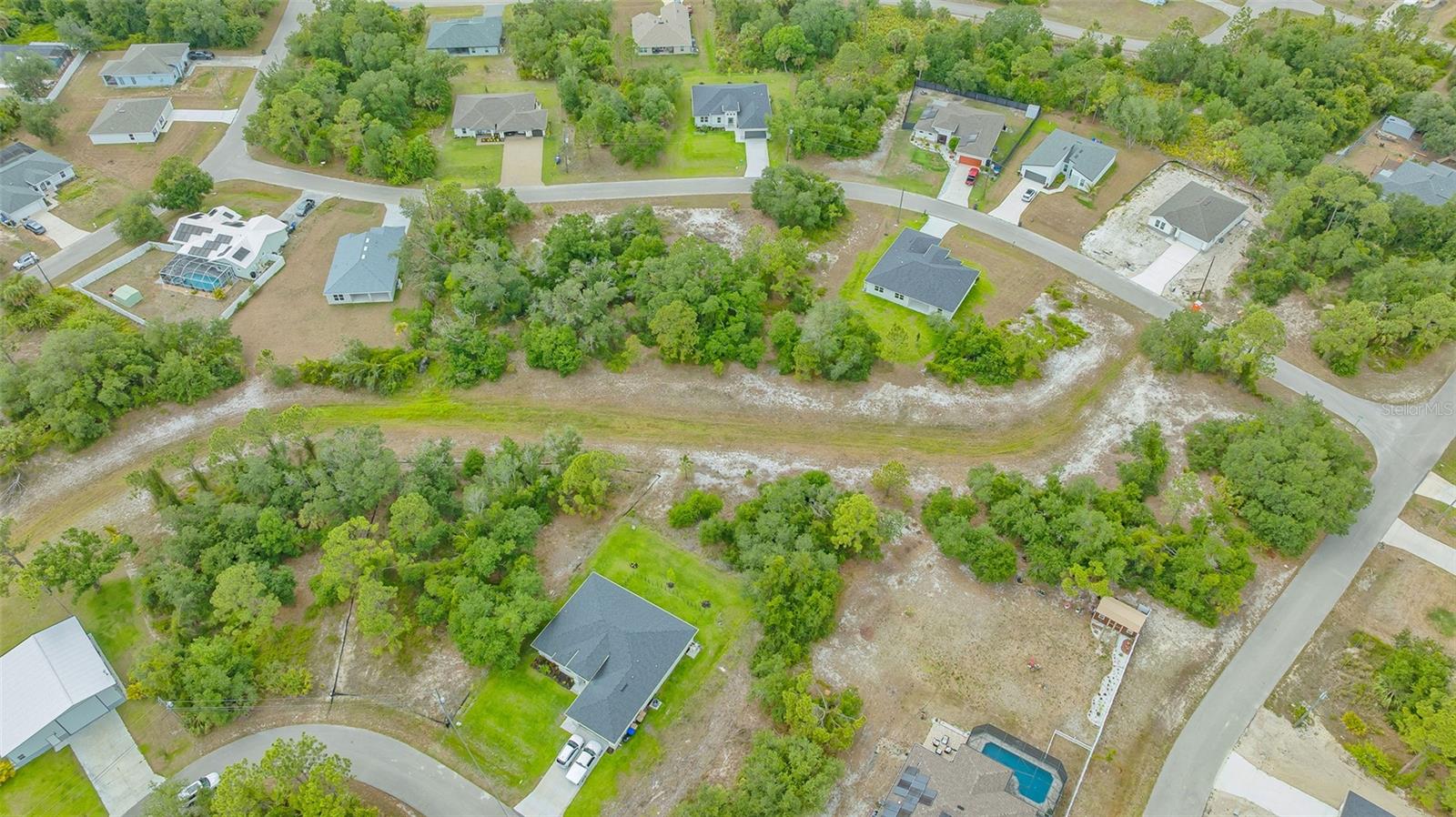 Image 4 of 24 For Levee Street