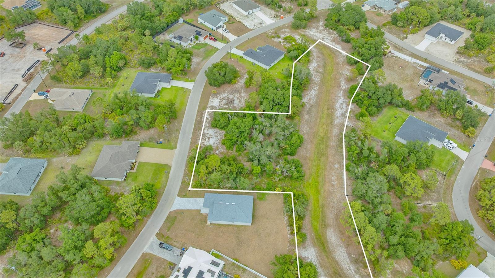 Image 6 of 24 For Levee Street