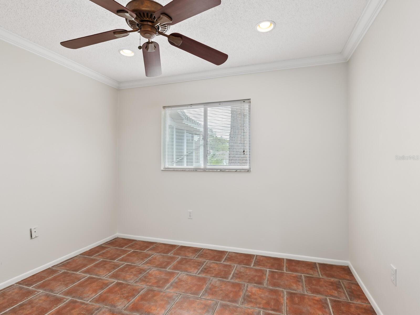Image 14 of 38 For 635 Jefferson Avenue 635