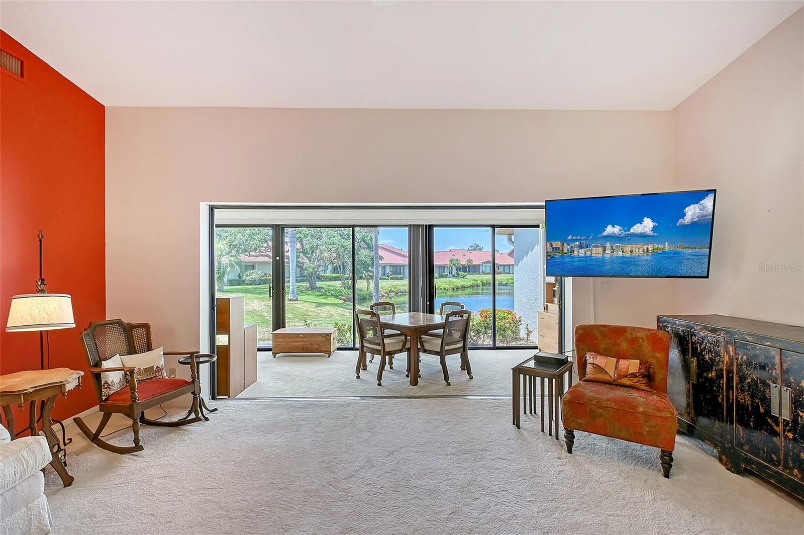 Image 4 of 28 For 6096 Wilshire Boulevard 9