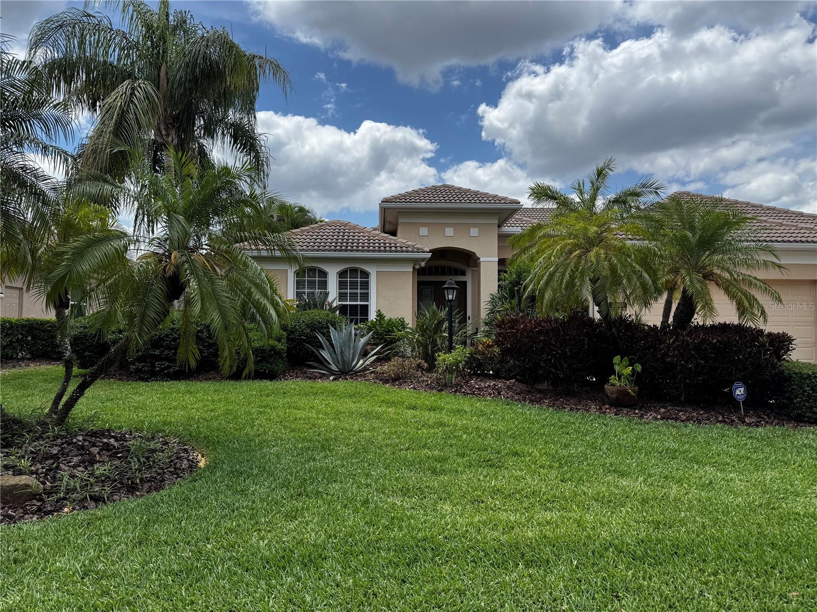 Details for 12208 Greenbrier Way, LAKEWOOD RANCH, FL 34202