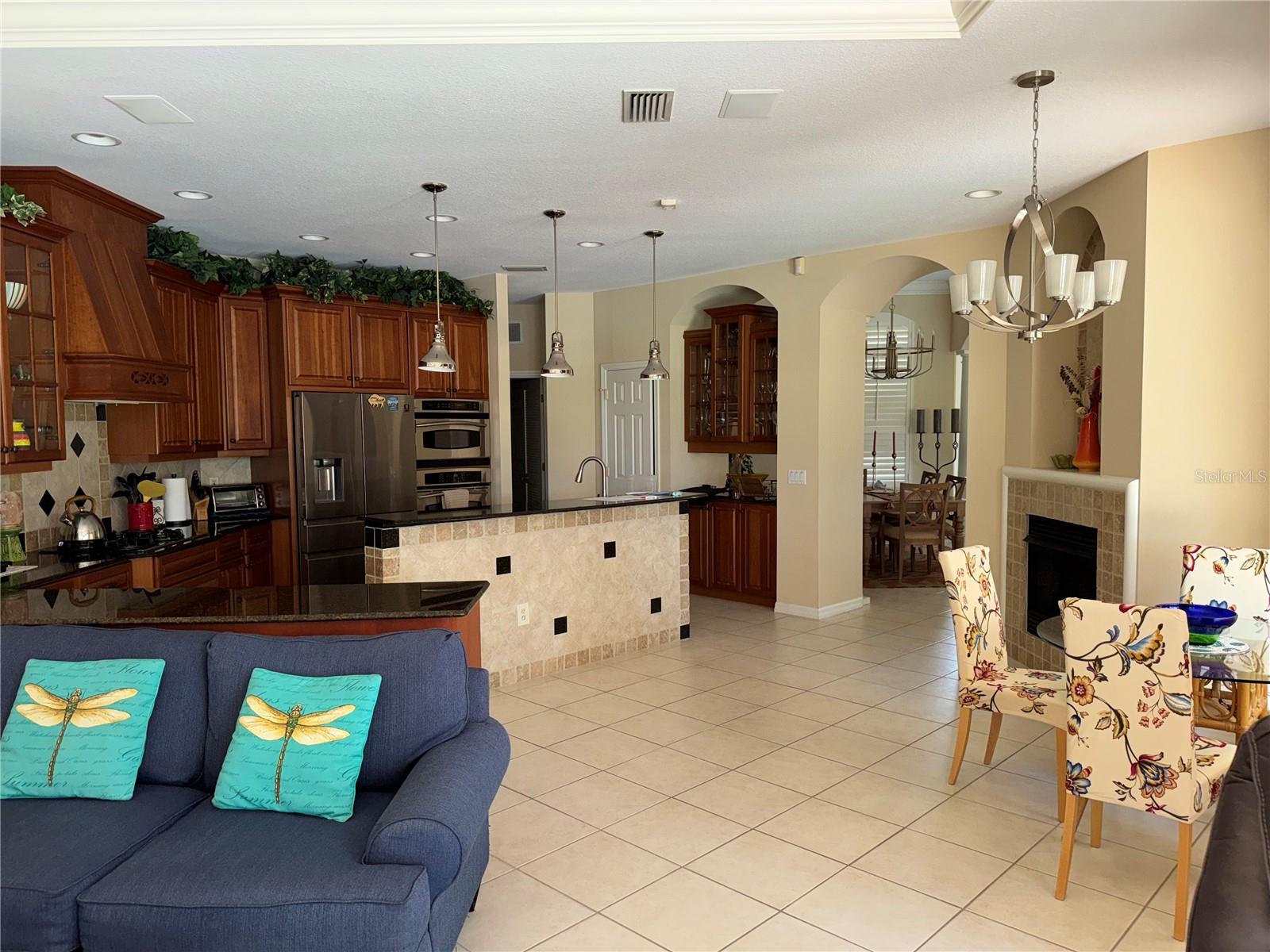Image 42 of 51 For 12208 Greenbrier Way