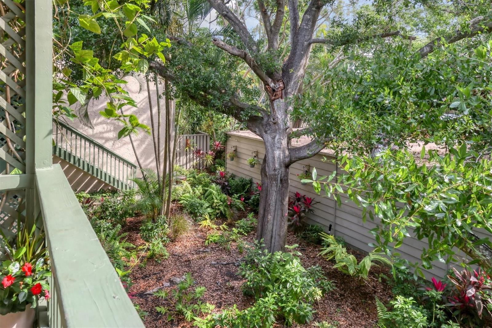 Image 22 of 71 For 1609 Bayhouse Point Drive 232