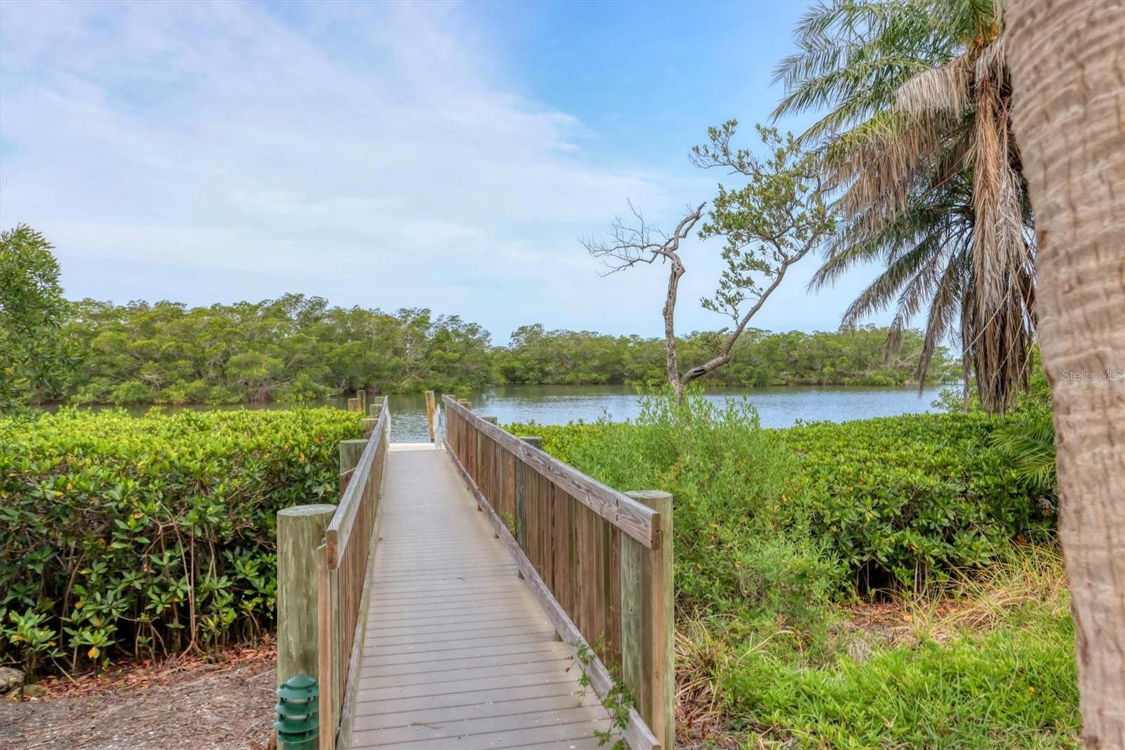Image 34 of 71 For 1609 Bayhouse Point Drive 232