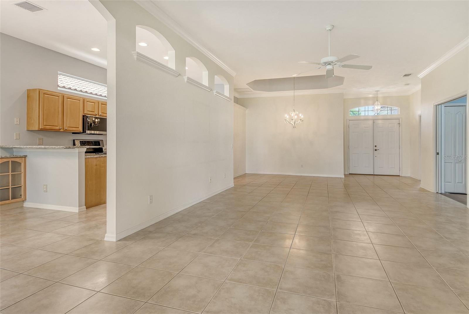 Image 17 of 68 For 7124 Rue De Palisades  21