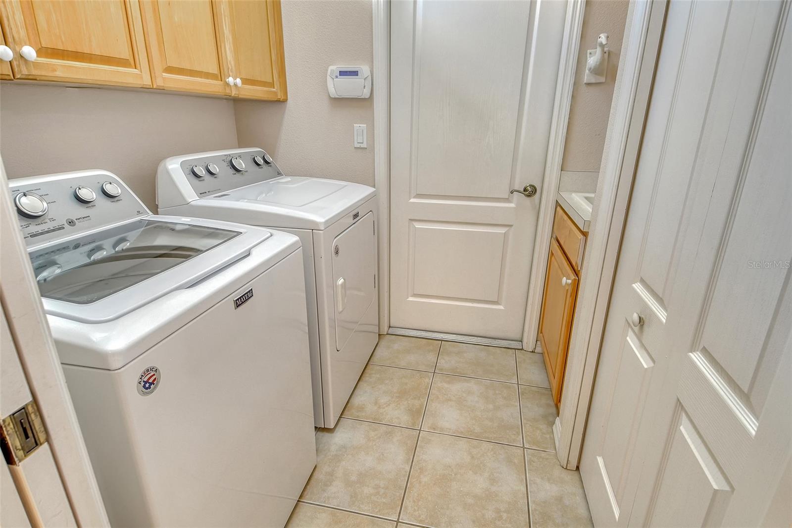 Image 37 of 68 For 7124 Rue De Palisades  21