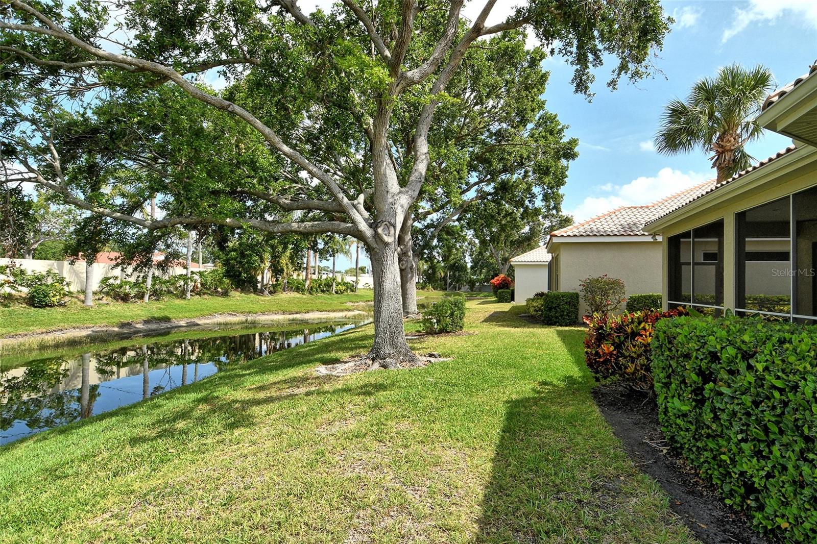 Image 38 of 68 For 7124 Rue De Palisades  21