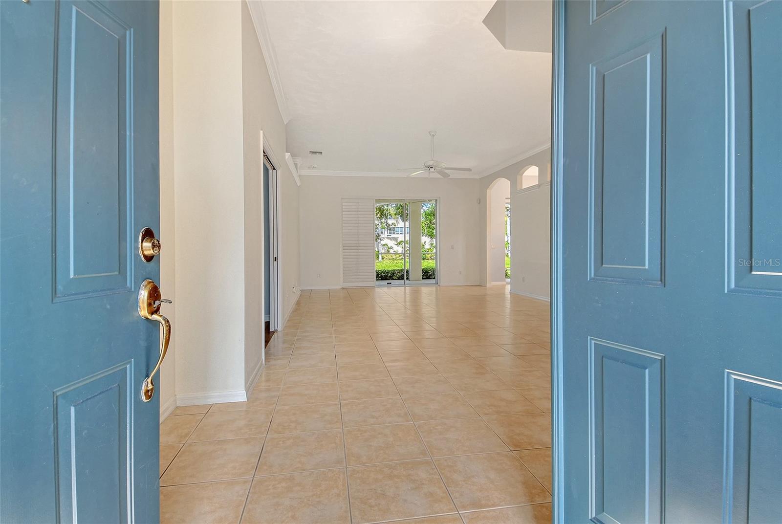 Image 4 of 68 For 7124 Rue De Palisades  21