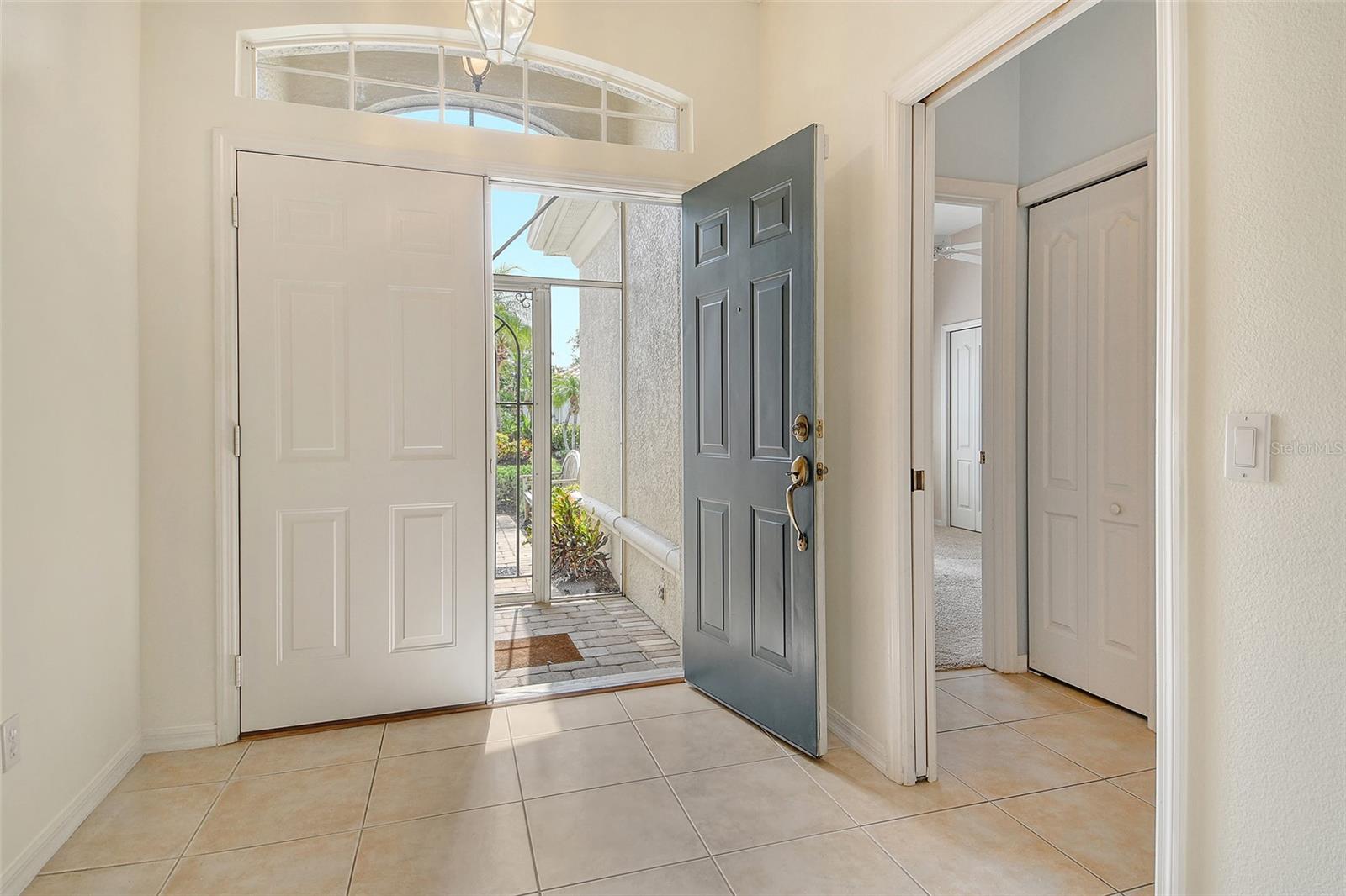 Image 5 of 68 For 7124 Rue De Palisades  21