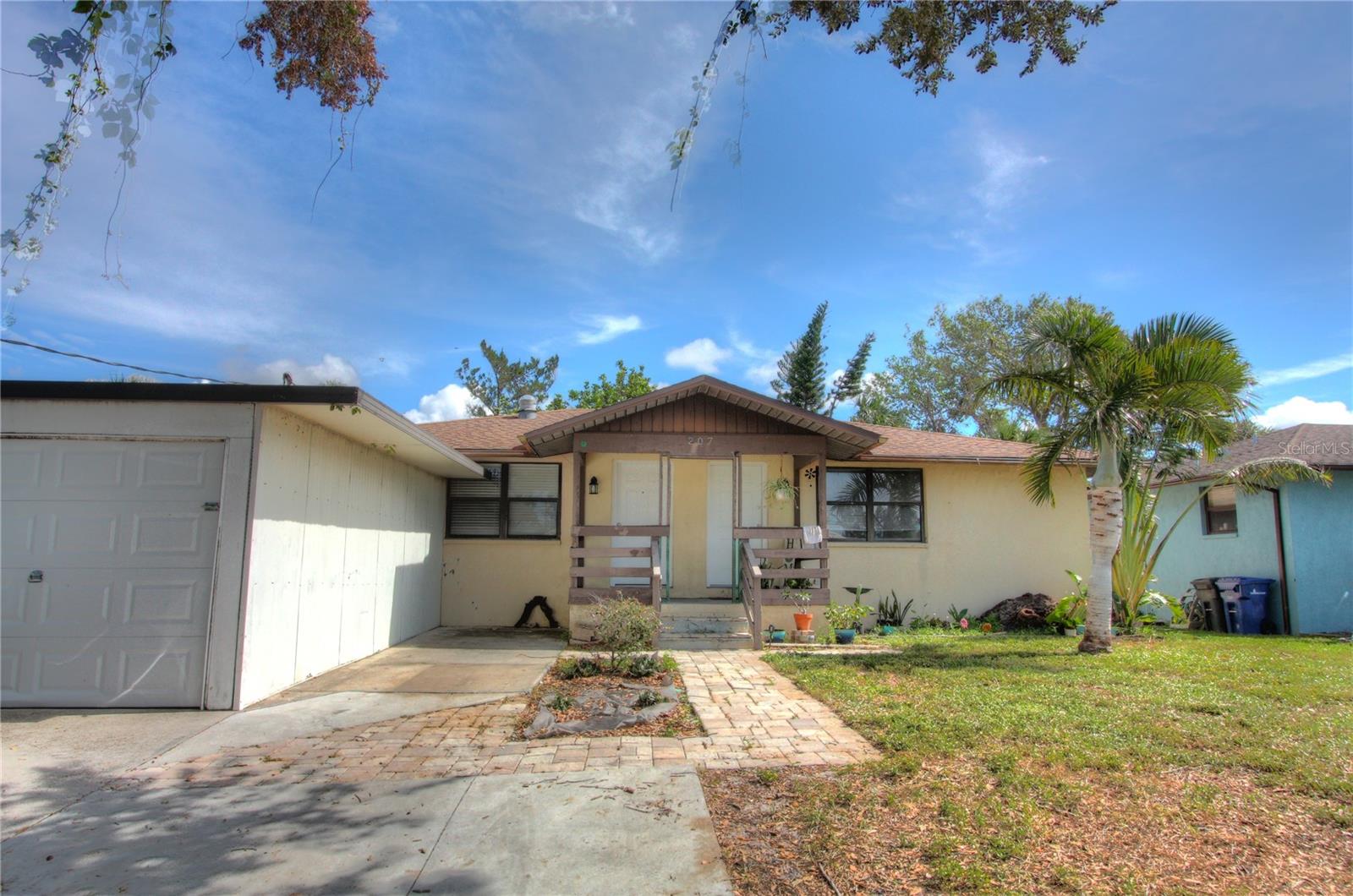 Details for 207 Shore T Road A, NOKOMIS, FL 34275