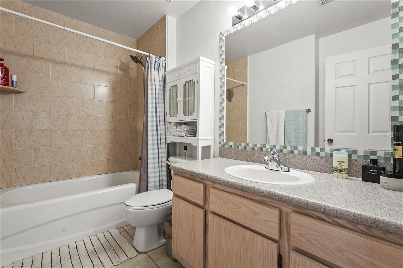 Image 16 of 43 For 8821 Manor Loop 205