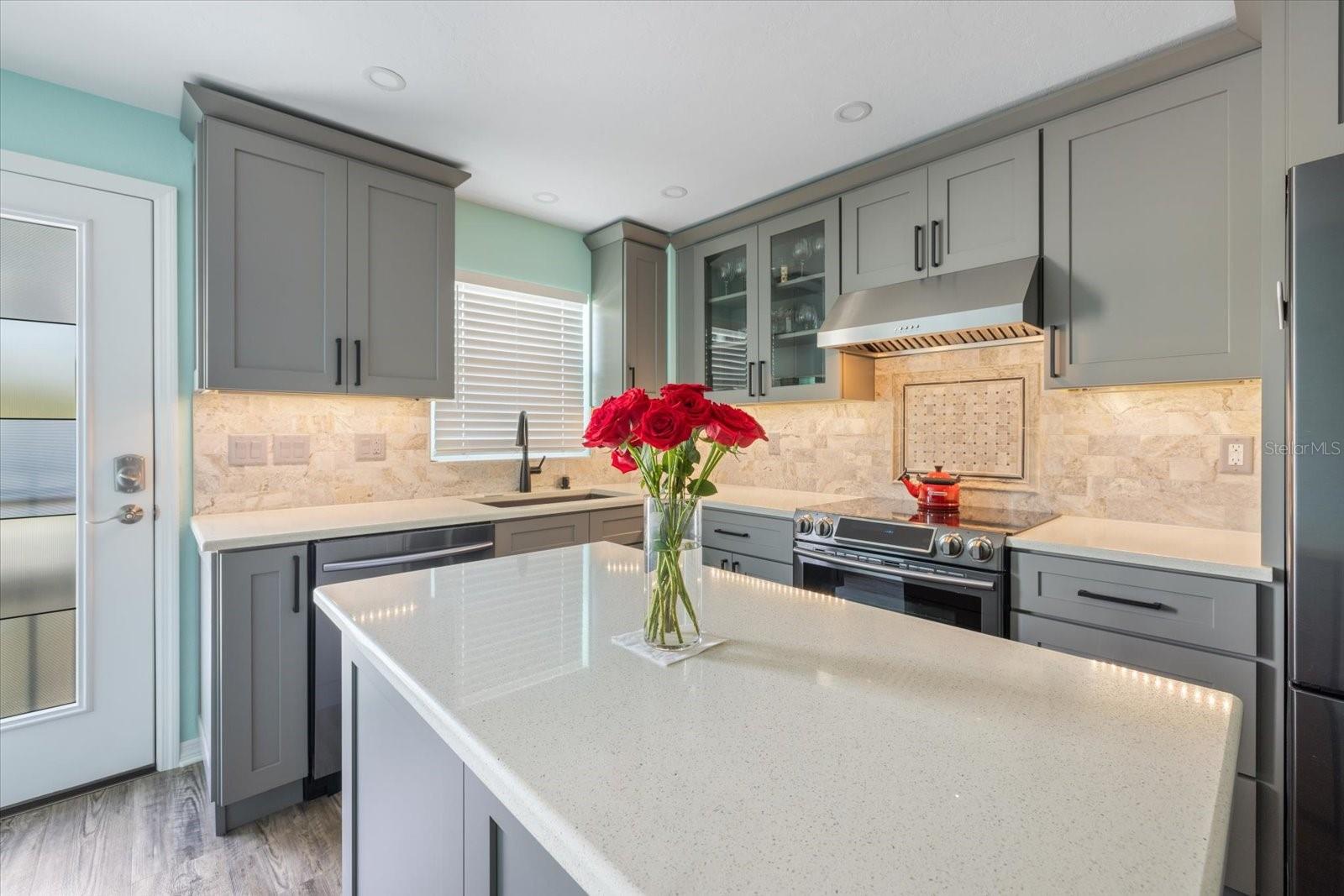 Image 3 of 100 For 116 Vista Hermosa Circle 204c