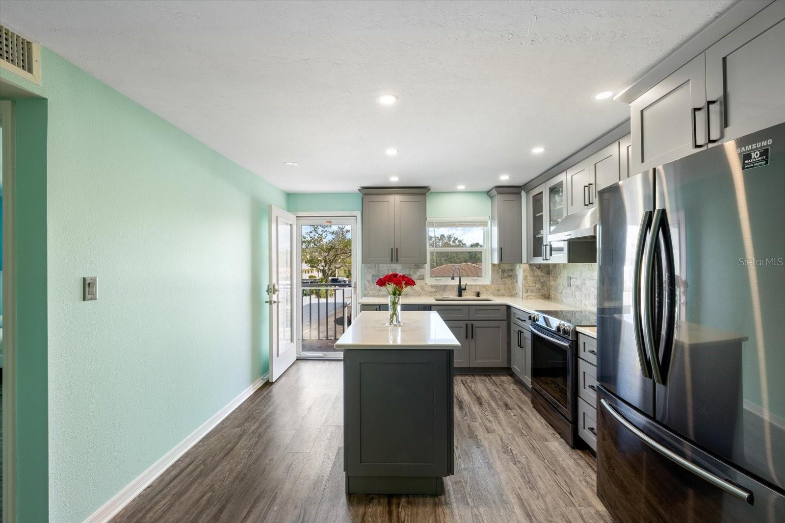 Image 6 of 100 For 116 Vista Hermosa Circle 204c