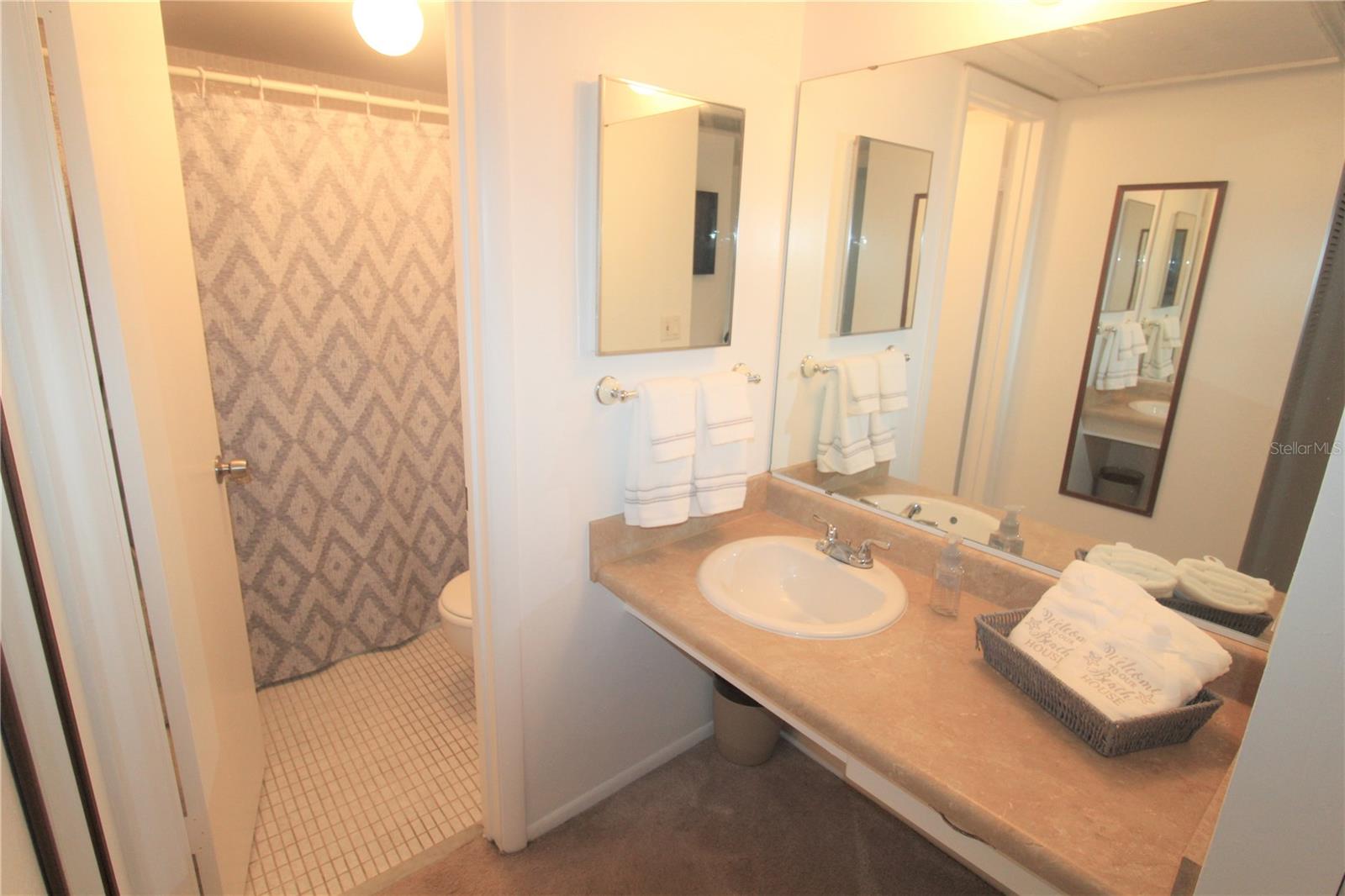 Image 7 of 16 For 4480 Ironwood Circle 302a