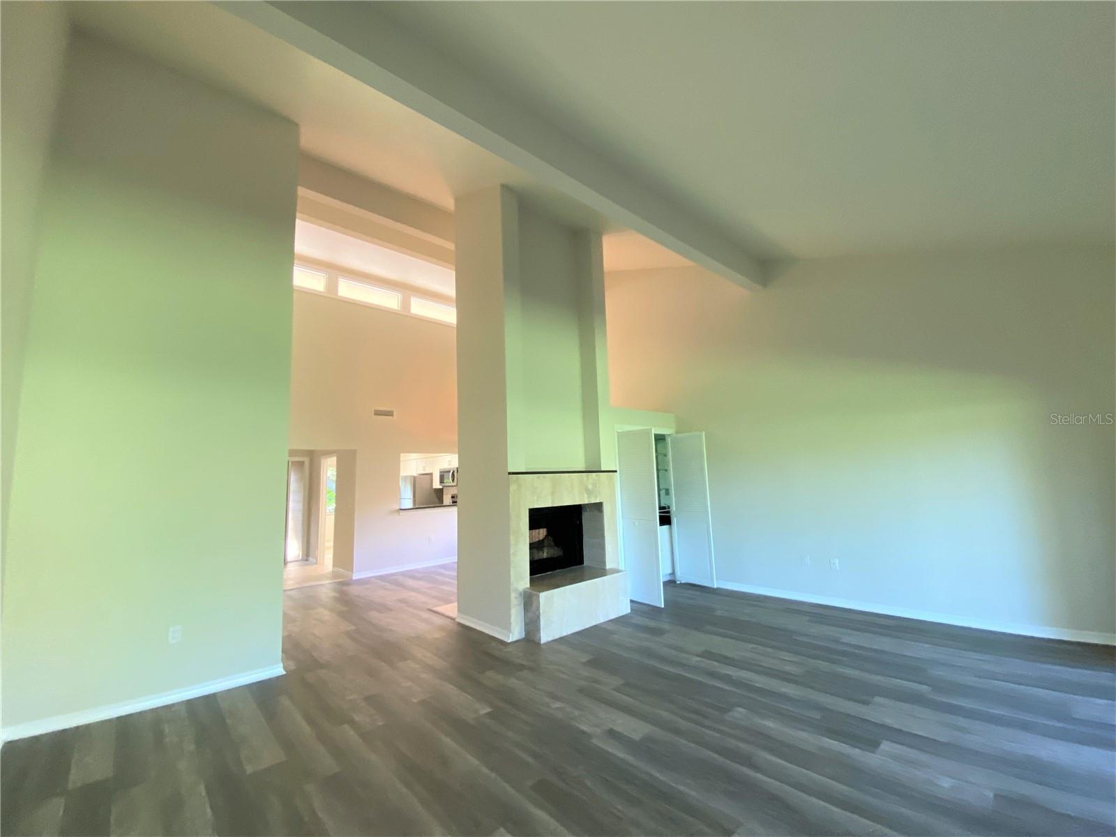 Image 13 of 28 For 2767 Ringwood Mdw  3