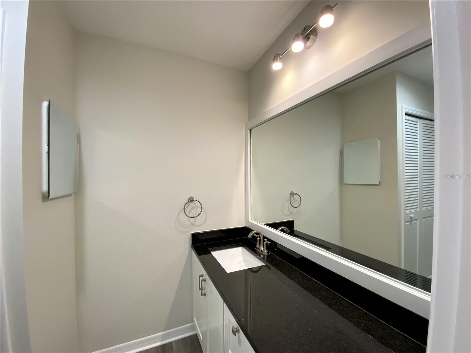Image 21 of 28 For 2767 Ringwood Mdw  3