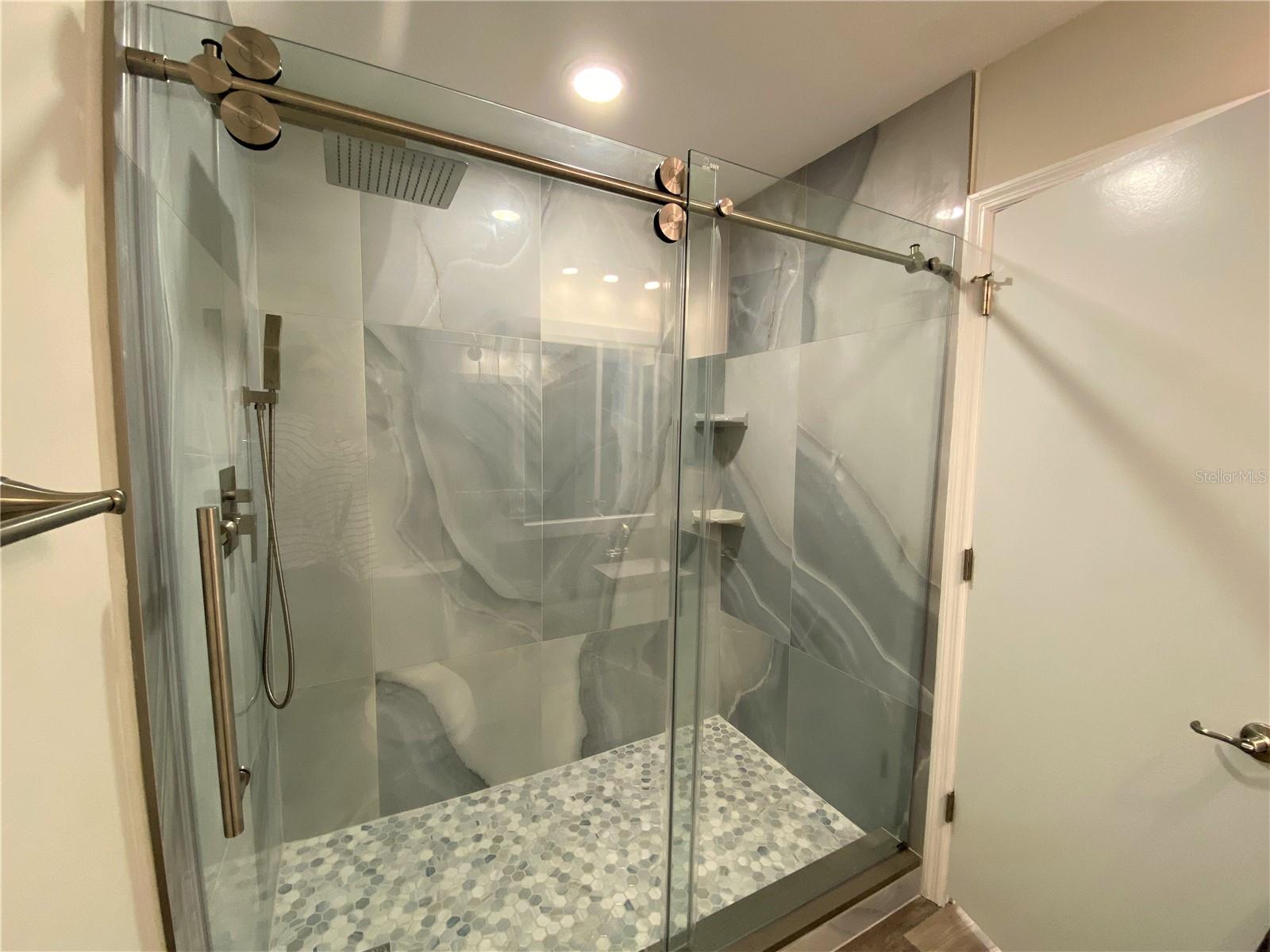 Image 24 of 28 For 2767 Ringwood Mdw  3