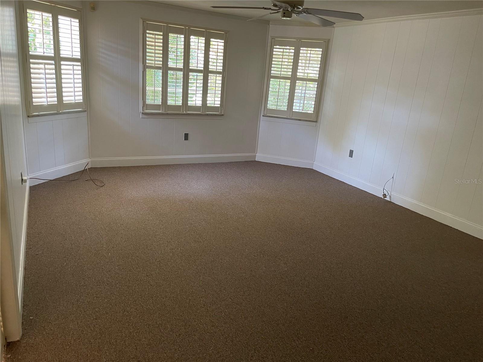 Image 7 of 10 For 236 Davis Boulevard