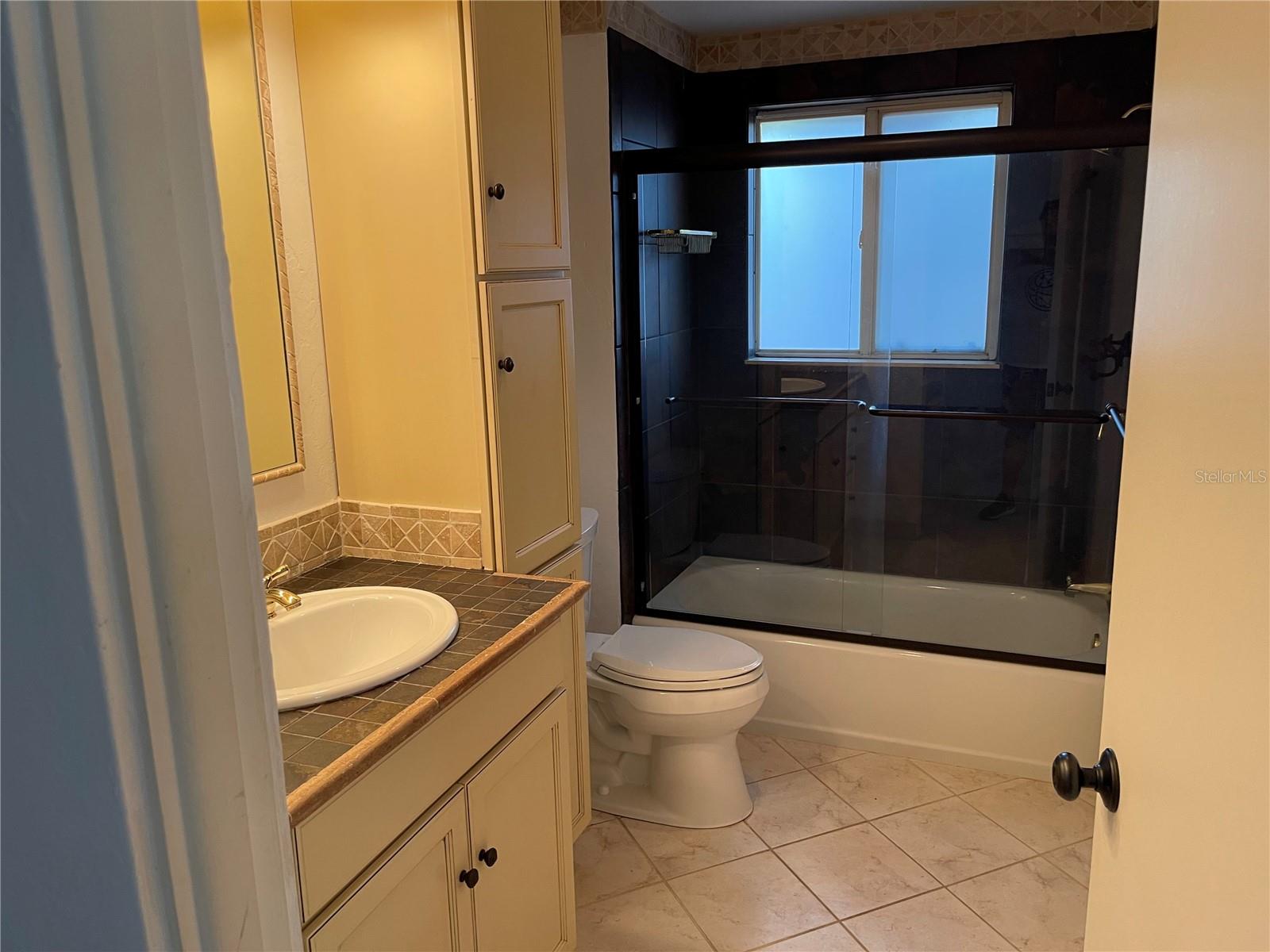 Image 8 of 10 For 236 Davis Boulevard