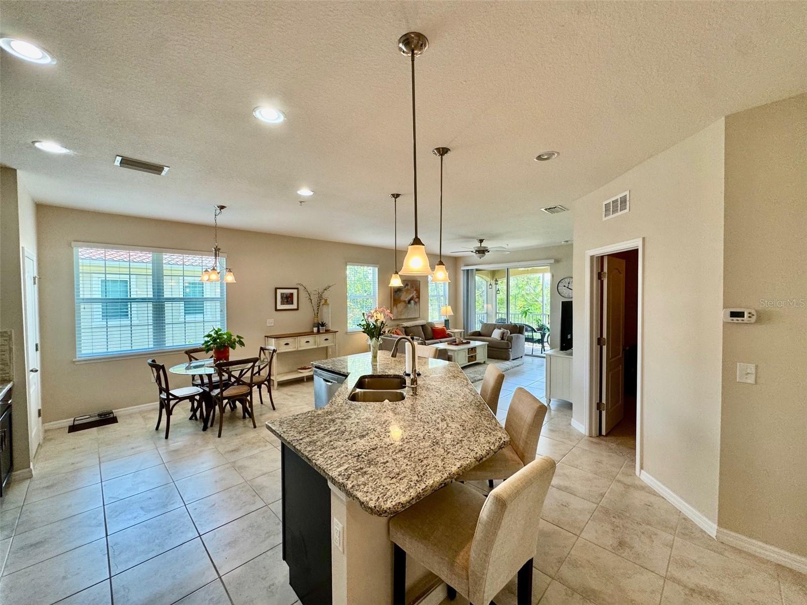 Image 6 of 29 For 3120 Oriole Drive 101