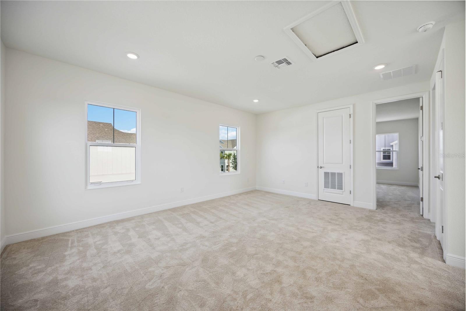 Image 23 of 34 For 204 Eagleston Lane