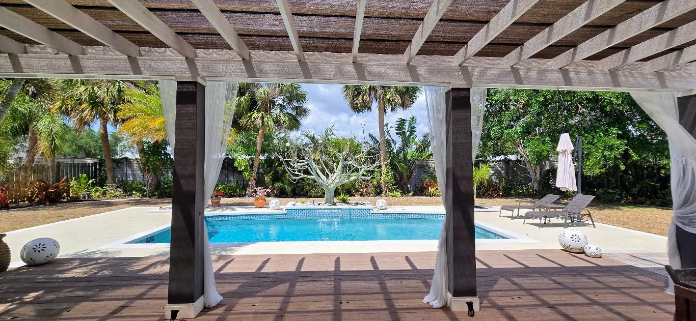 Image 3 of 40 For 2115 Alvarado Lane