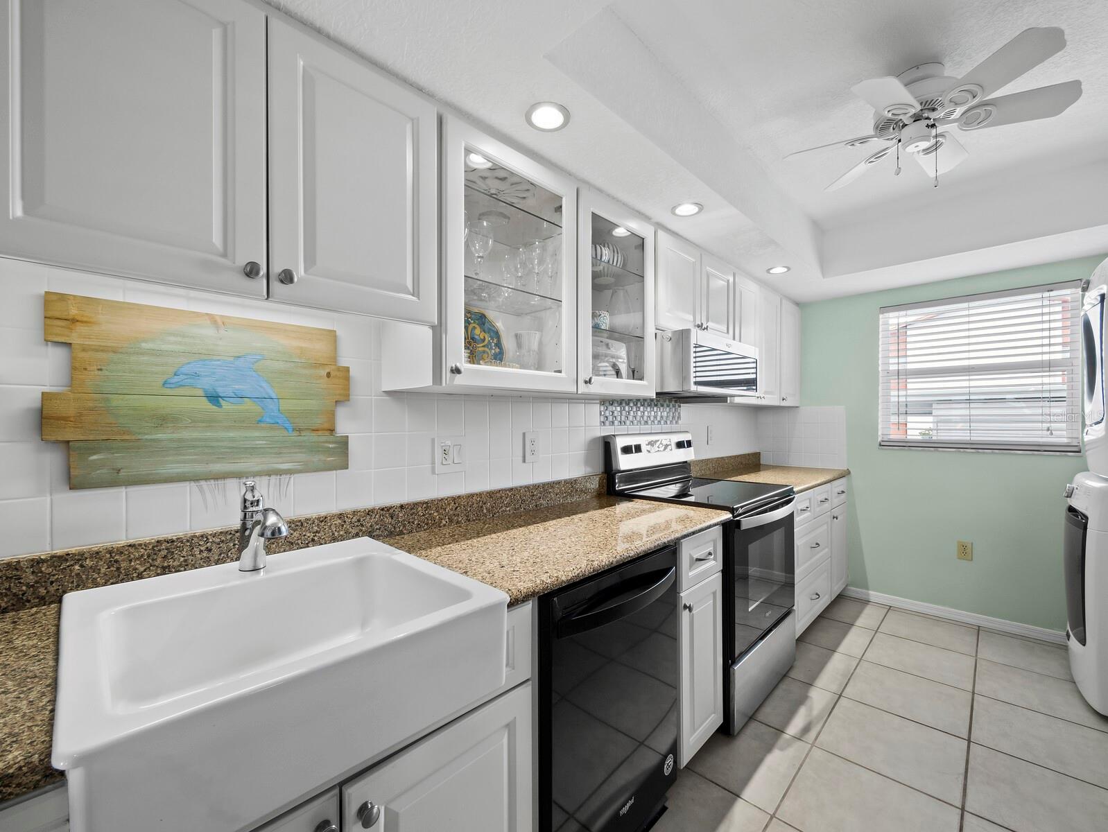 Listing photo id 20 for 4745 Independence Drive 4745