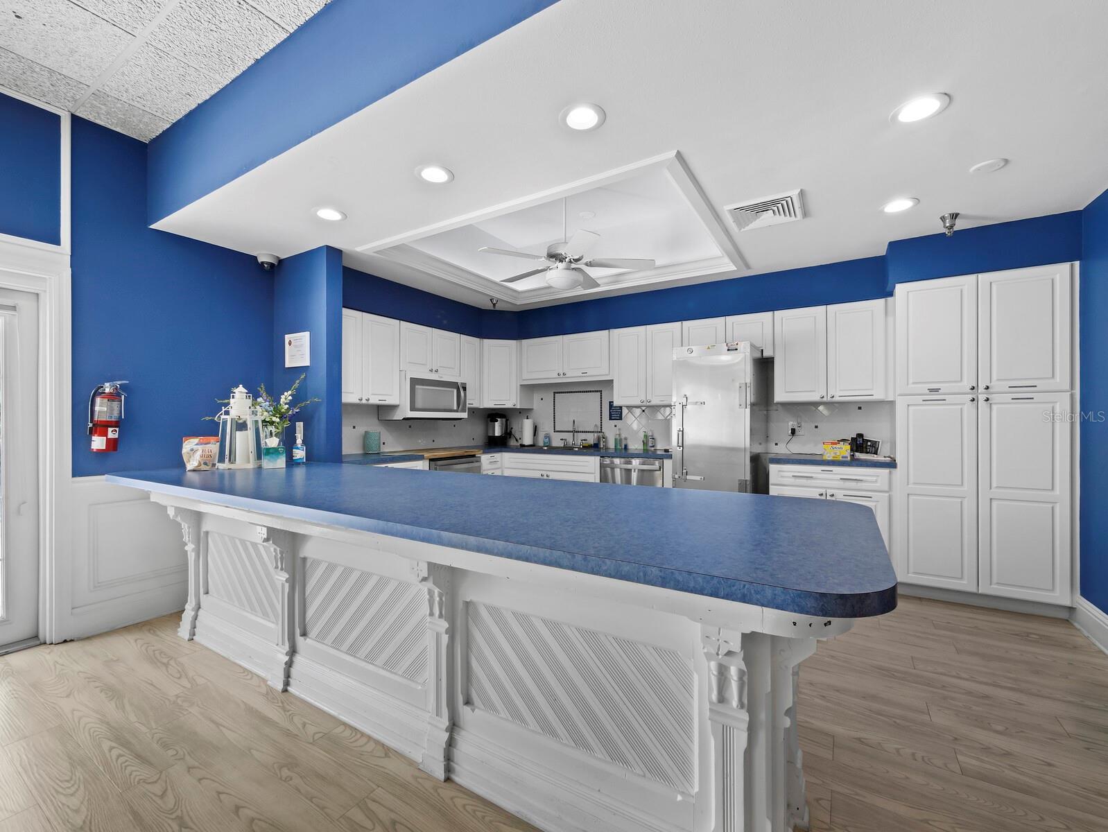 Listing photo id 35 for 4745 Independence Drive 4745
