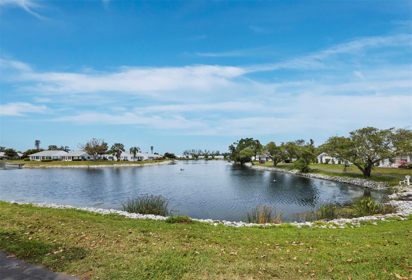 Listing photo id 38 for 4745 Independence Drive 4745