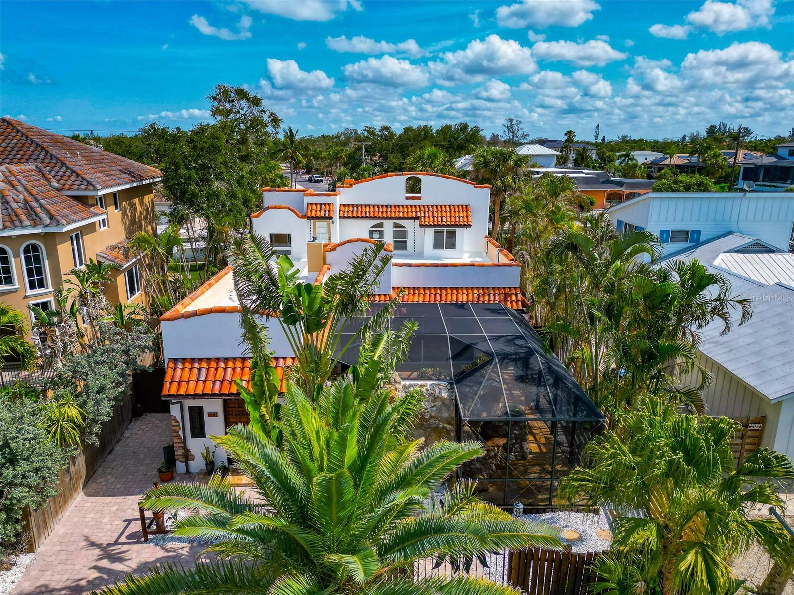 Details for 681 Avenida De Mayo, SARASOTA, FL 34242