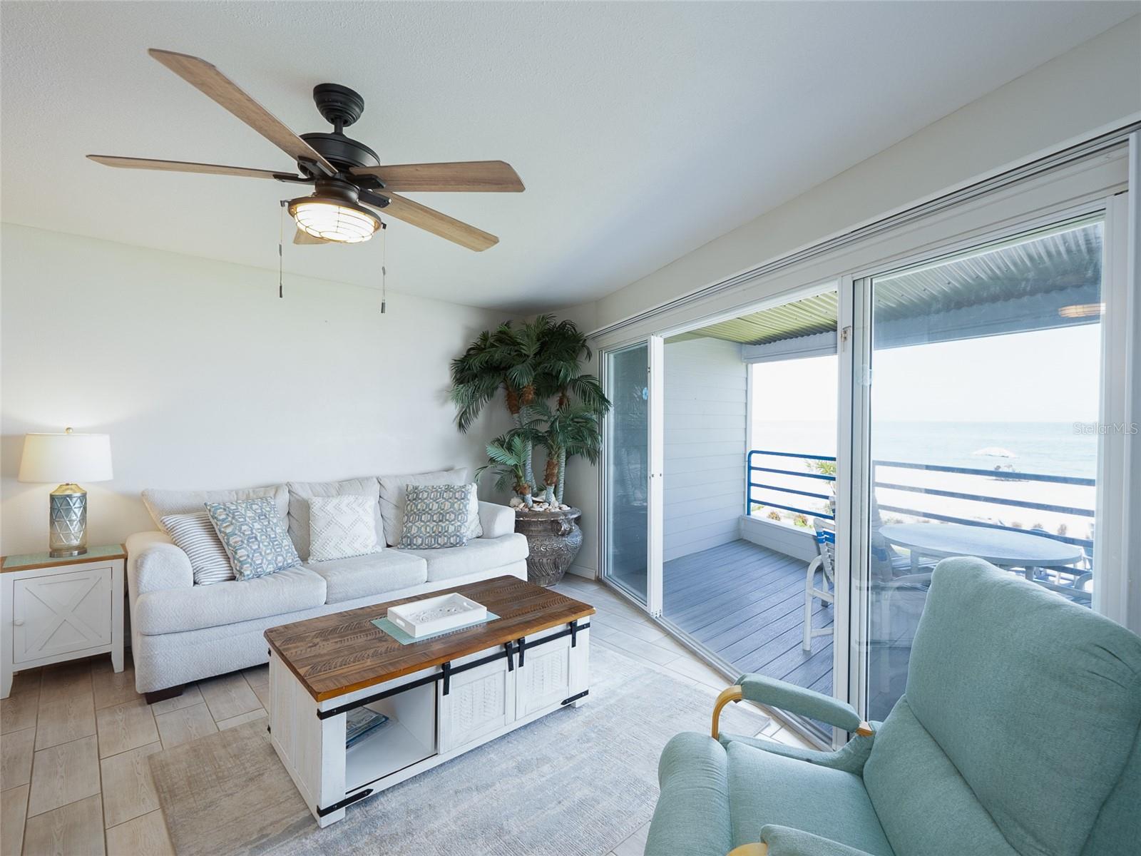 Image 18 of 37 For 2400 Beach Road 1