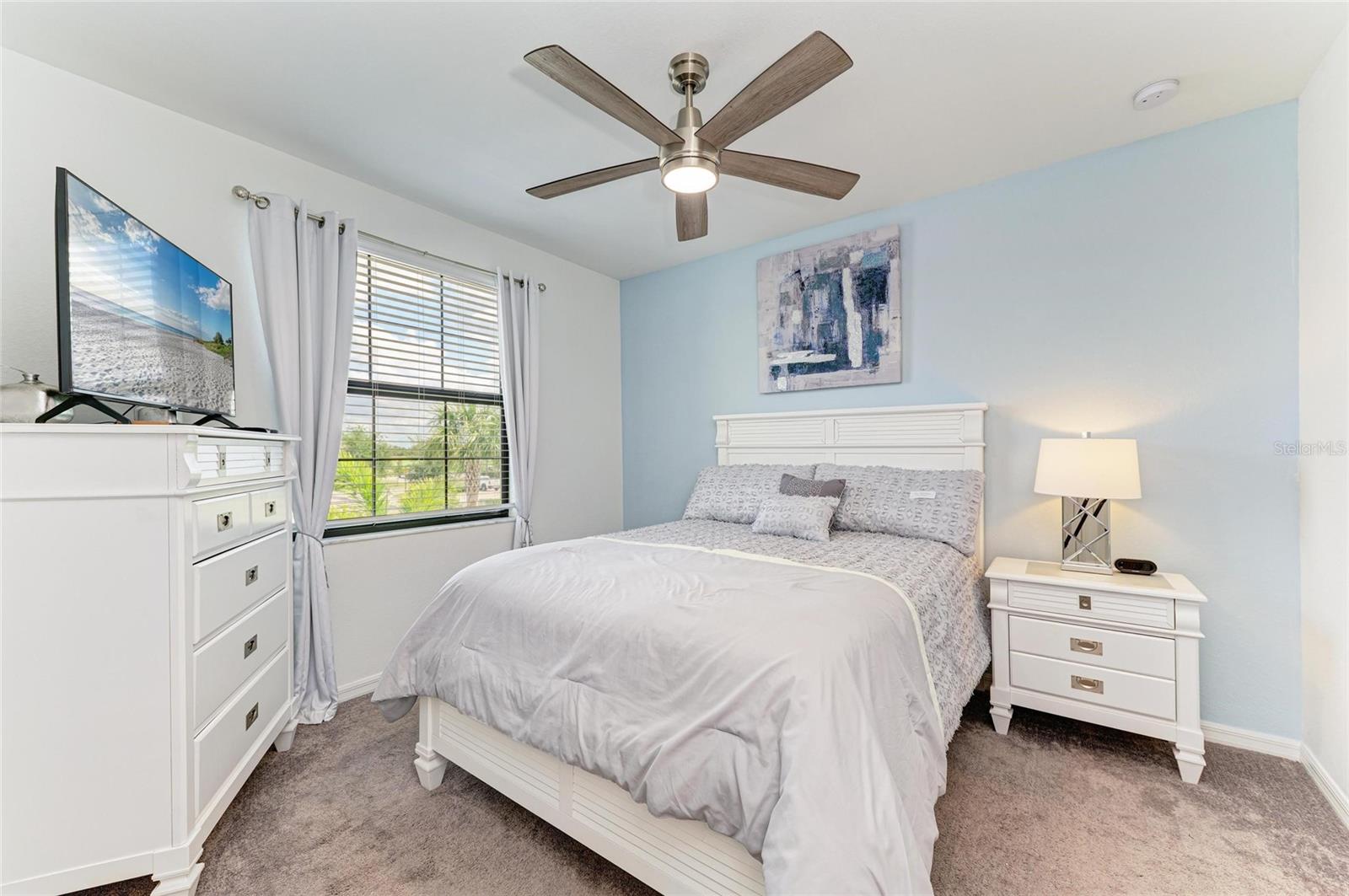 Image 37 of 77 For 18114 Gawthrop Drive 201