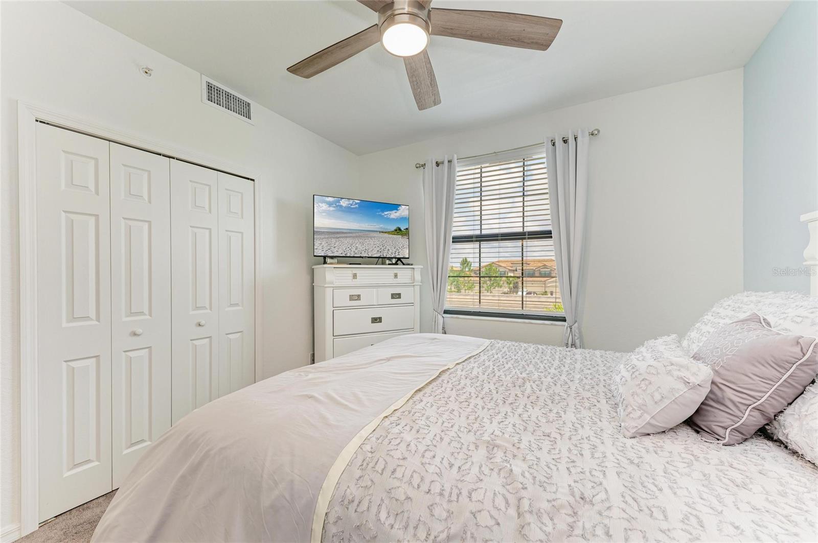 Image 38 of 77 For 18114 Gawthrop Drive 201