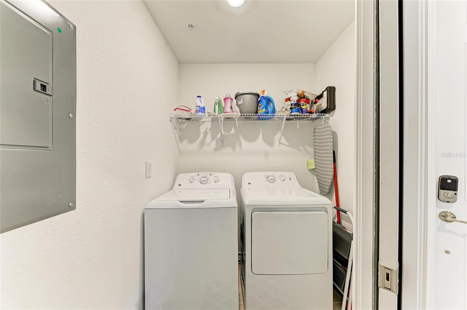 Image 44 of 77 For 18114 Gawthrop Drive 201