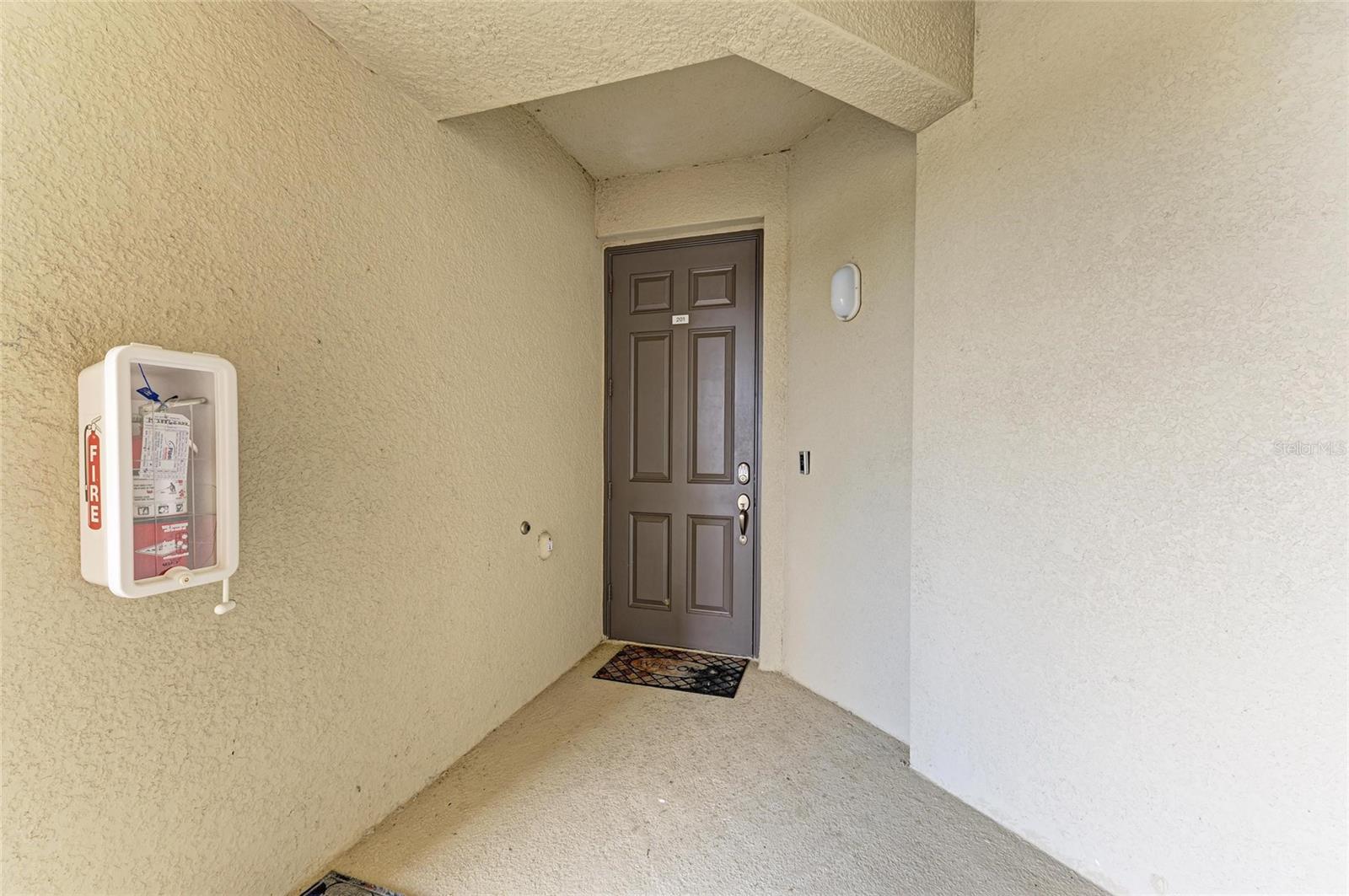 Image 6 of 77 For 18114 Gawthrop Drive 201
