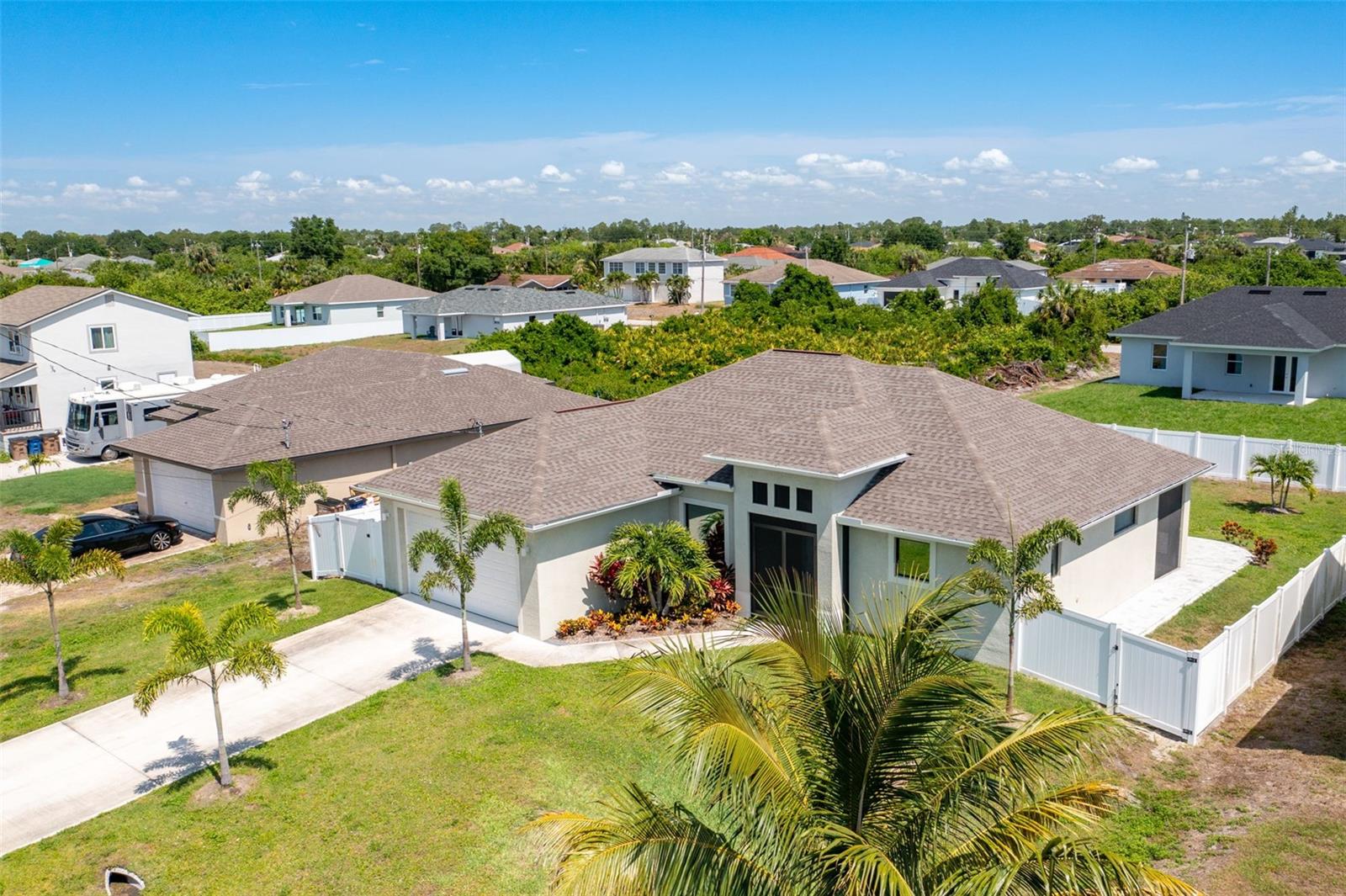 Details for 3208 37th Street Sw, LEHIGH ACRES, FL 33976