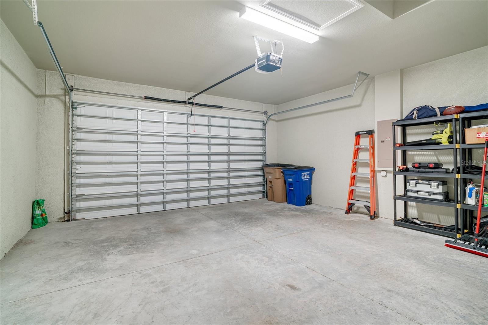 Image 35 of 50 For 3208 37th Street Sw