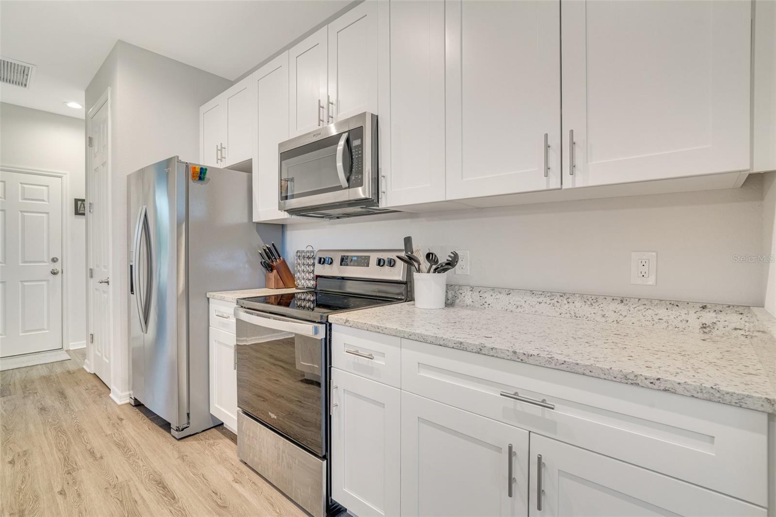 Image 9 of 50 For 3208 37th Street Sw
