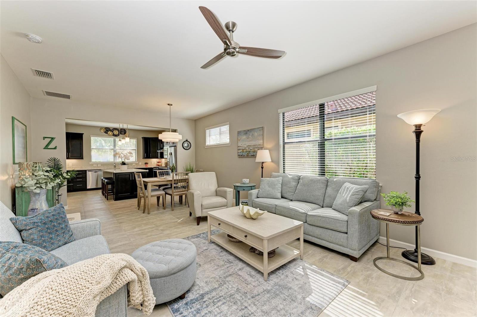 Image 12 of 47 For 6739 Haverhill Court