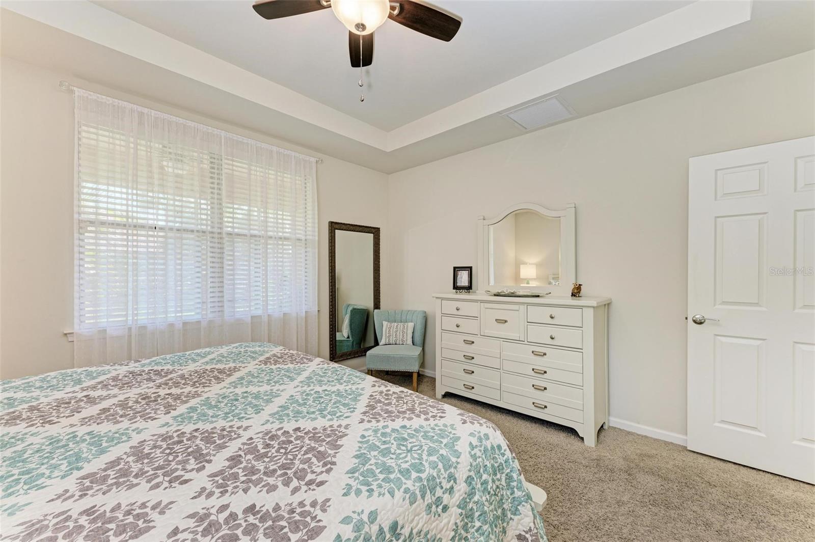 Image 25 of 47 For 6739 Haverhill Court