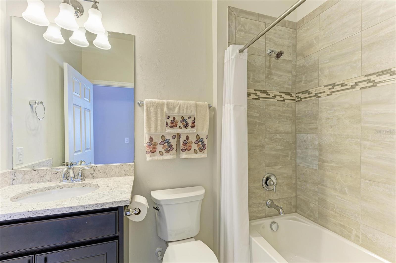 Image 31 of 47 For 6739 Haverhill Court
