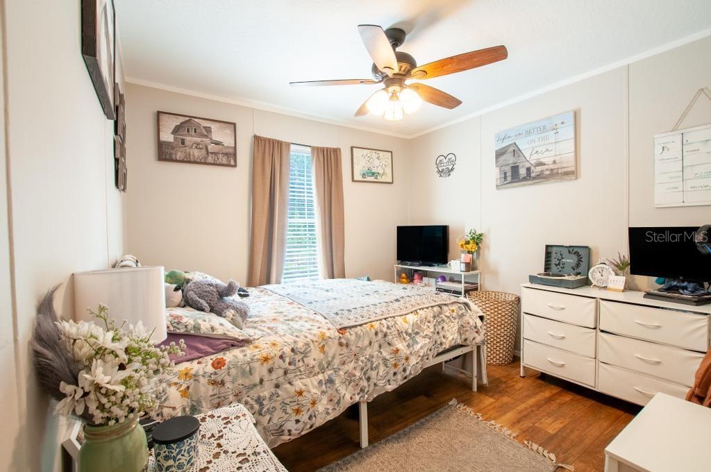 Image 15 of 25 For 1264 Forrest Avenue
