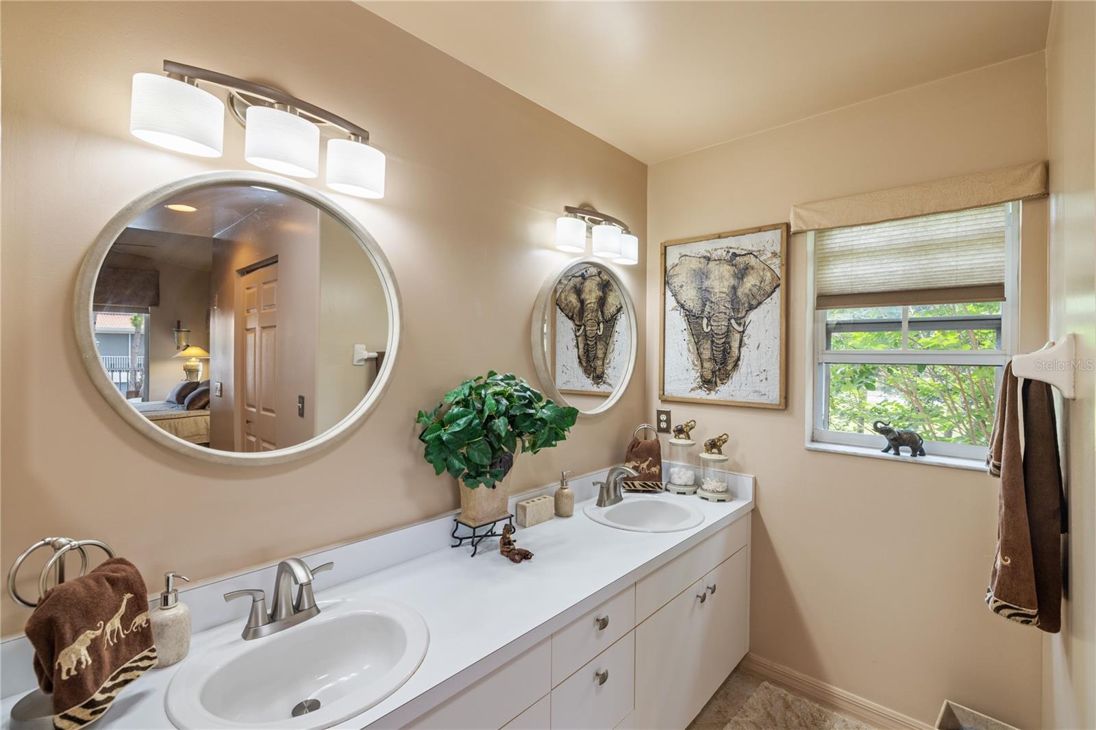 Image 25 of 46 For 4244 Central Sarasota Parkway 726