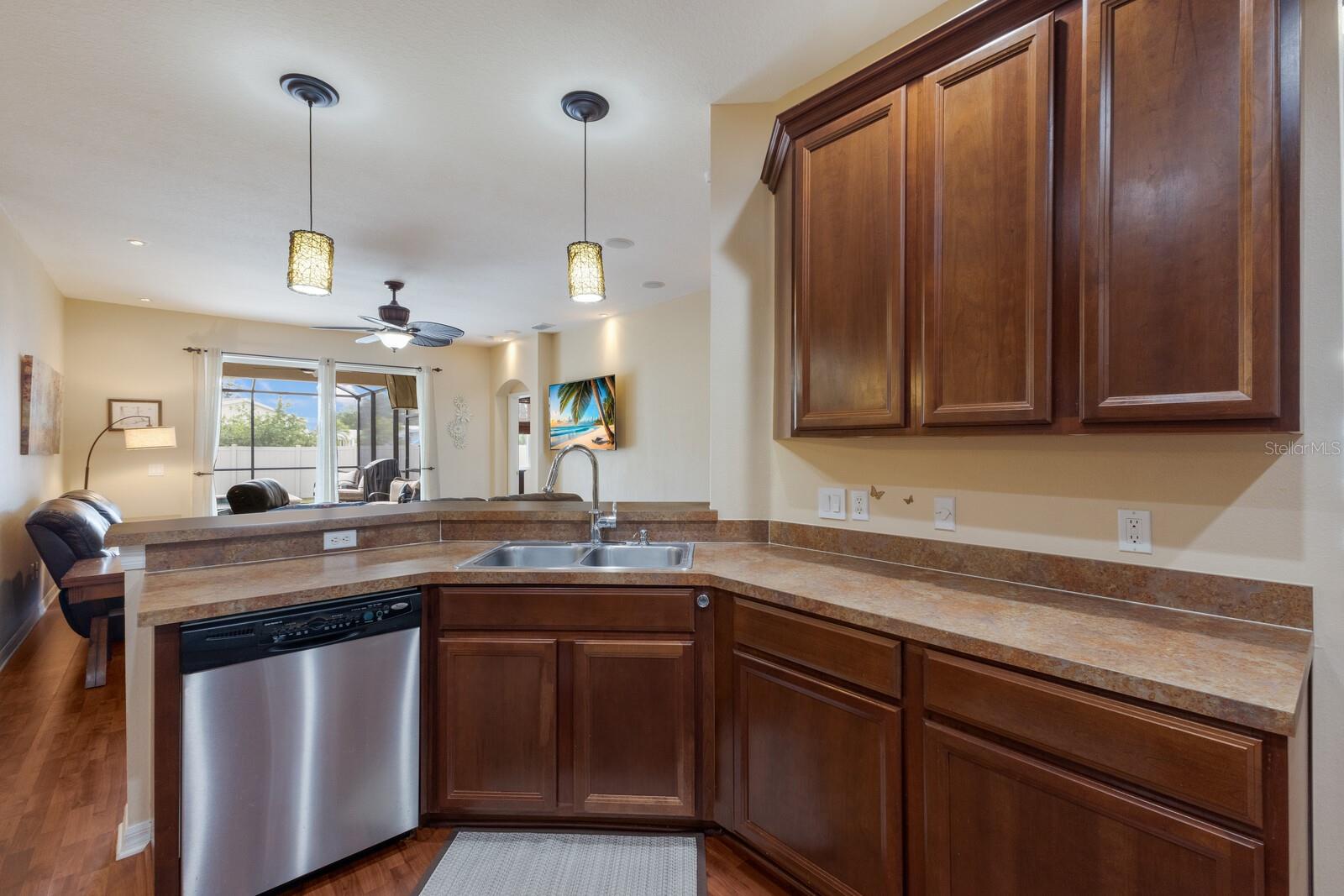 Image 15 of 41 For 4119 101st Avenue E