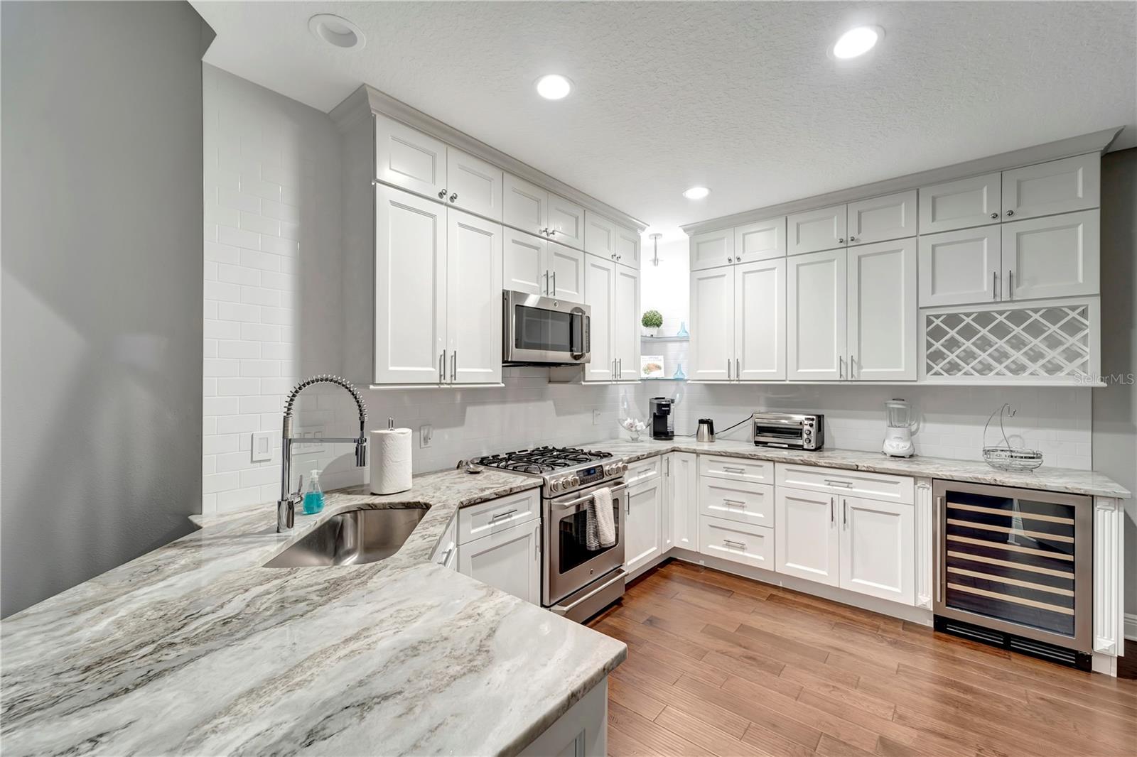 Image 11 of 49 For 8436 Miramar Way 8436