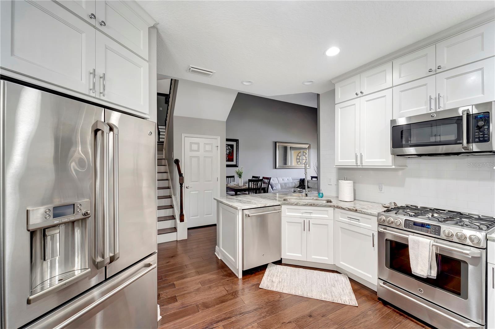 Image 13 of 49 For 8436 Miramar Way 8436